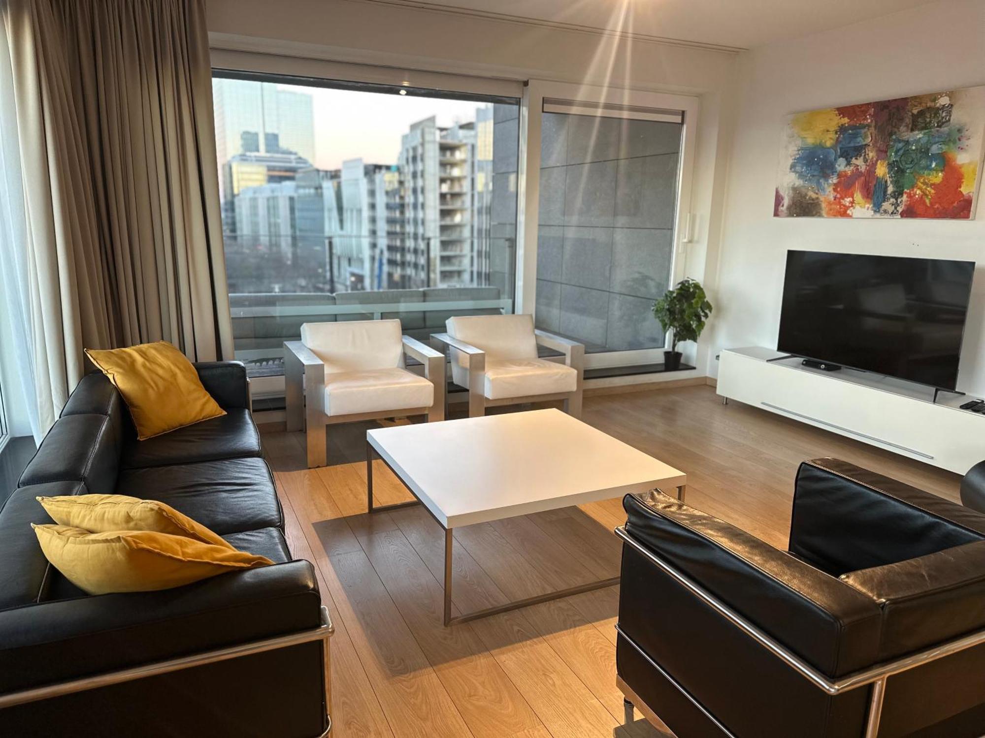 Apartment With Balcony In Brussels Center ภายนอก รูปภาพ