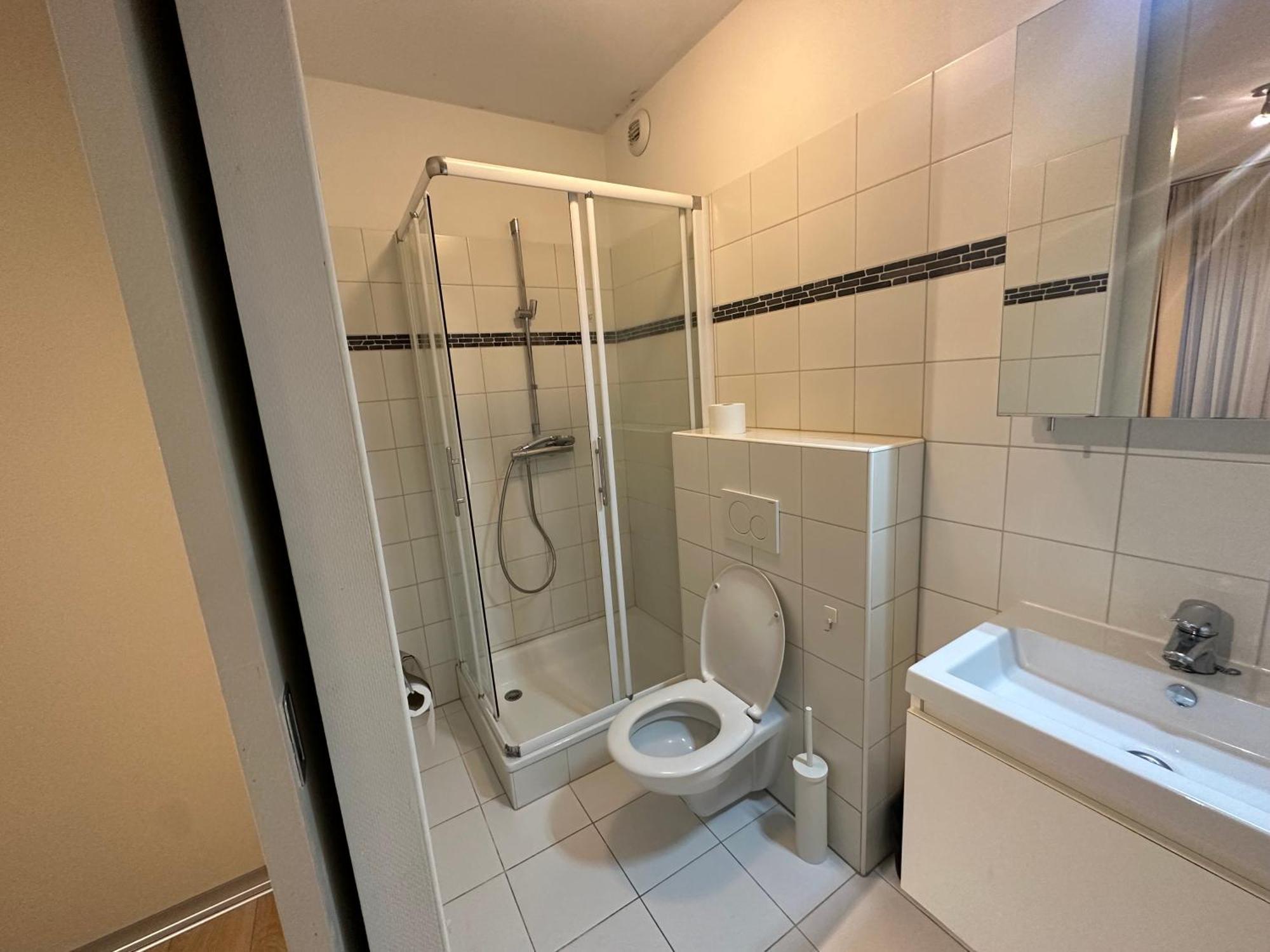 Apartment With Balcony In Brussels Center ภายนอก รูปภาพ