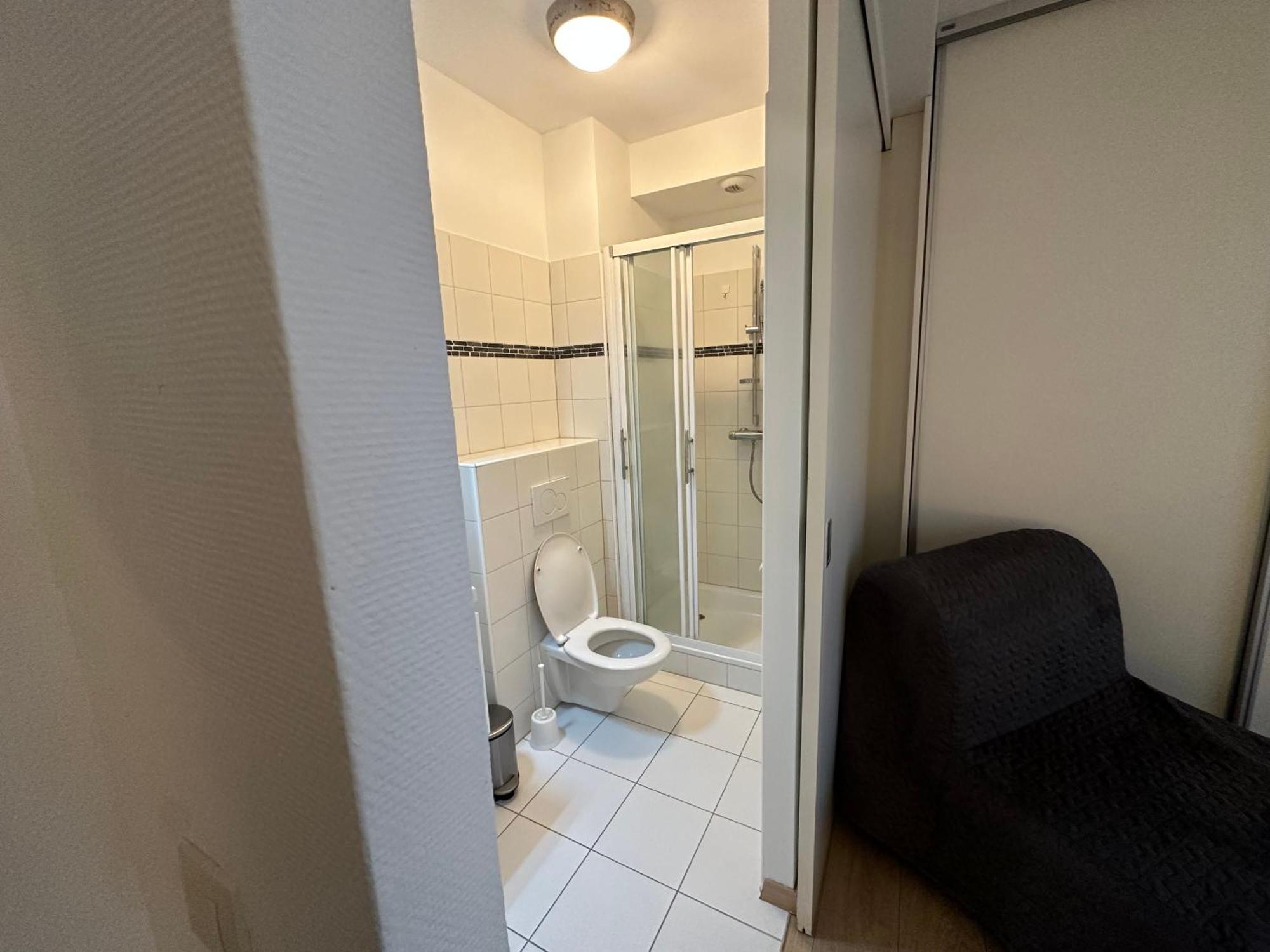 Apartment With Balcony In Brussels Center ภายนอก รูปภาพ