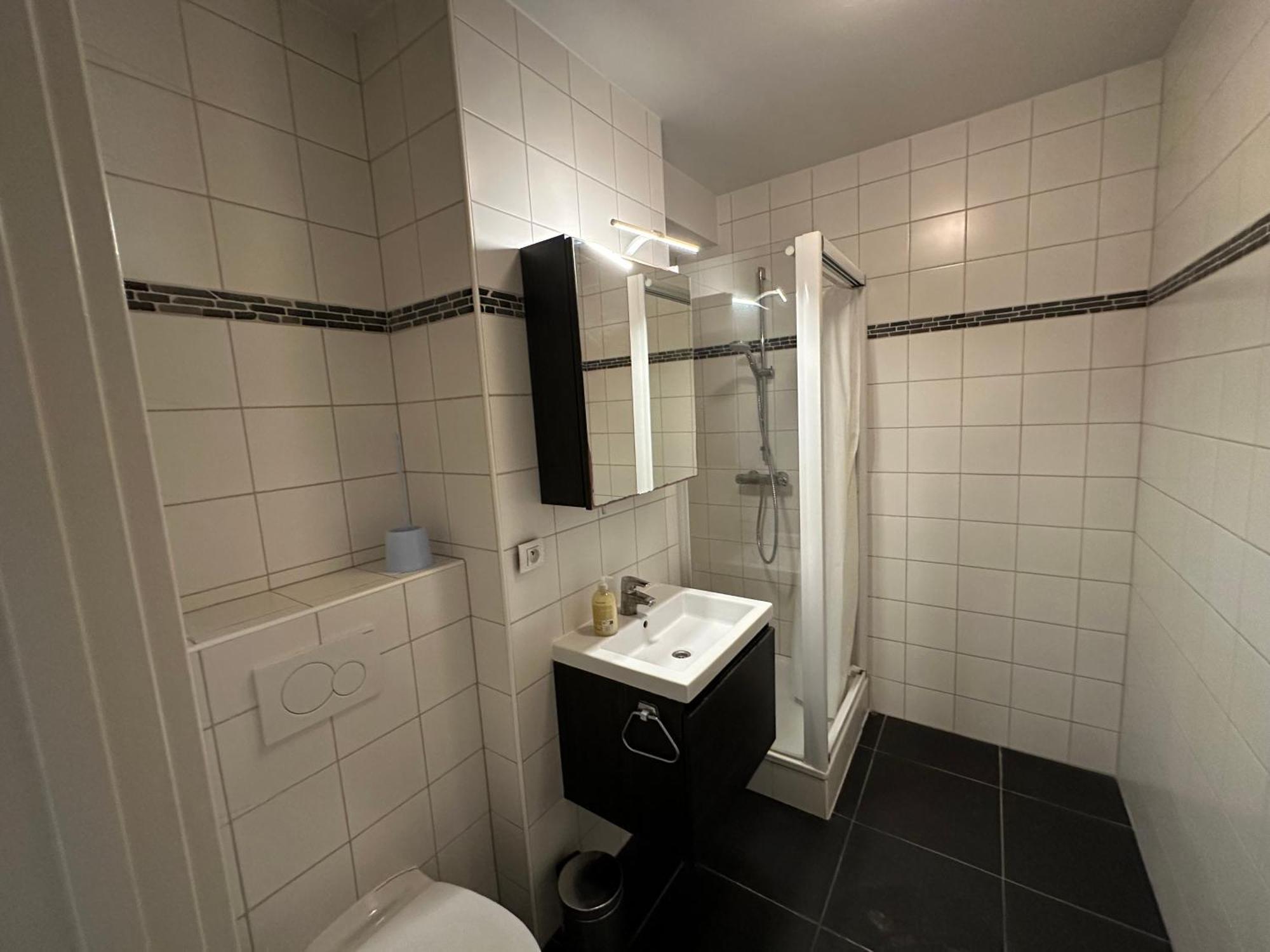 Apartment With Balcony In Brussels Center ภายนอก รูปภาพ