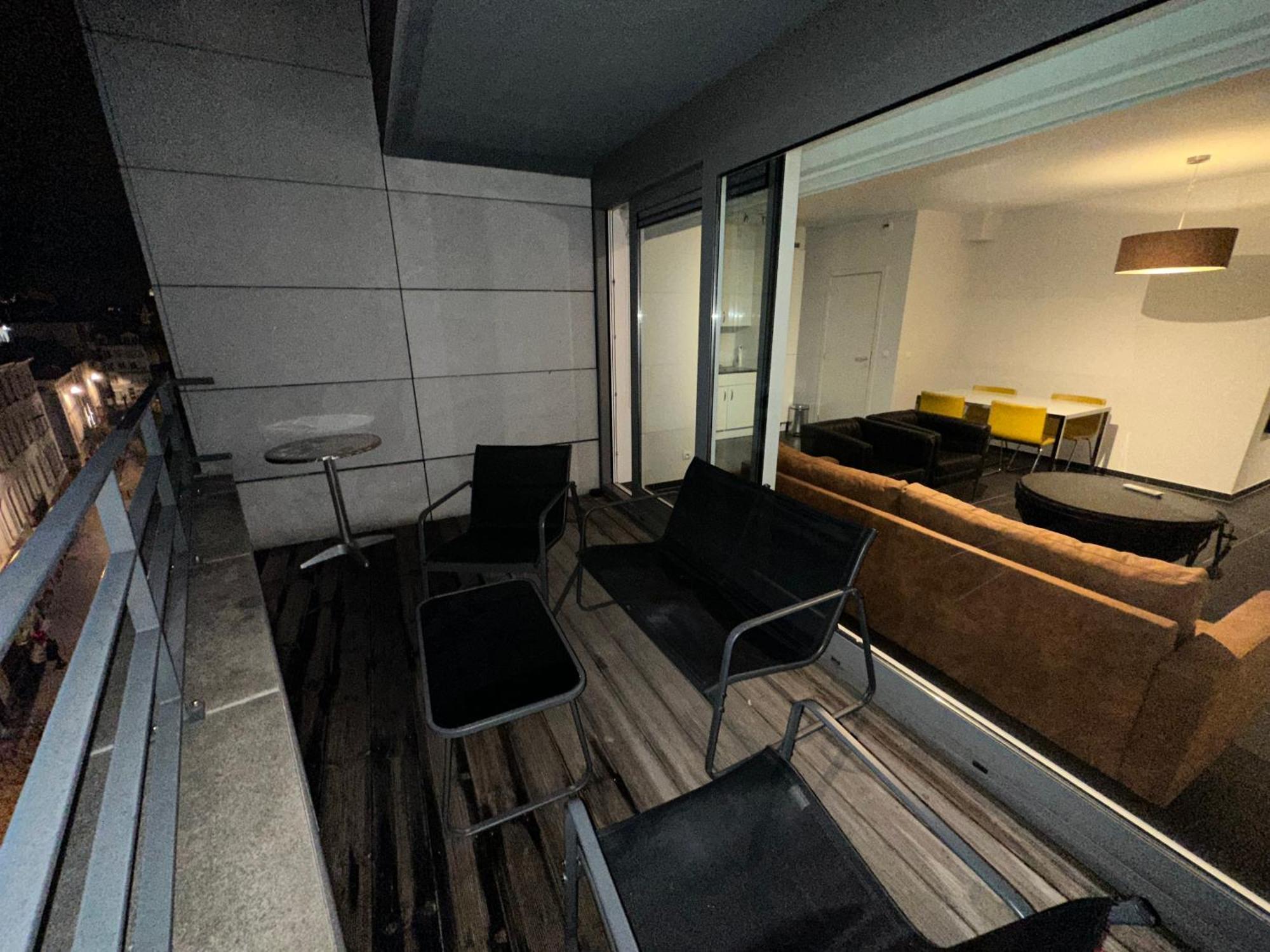 Apartment With Balcony In Brussels Center ภายนอก รูปภาพ